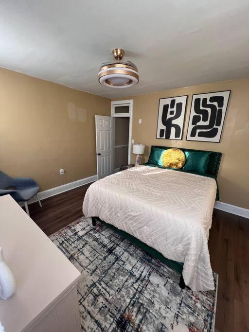 Cozy On The Hill Apartment Wilmington Bagian luar foto